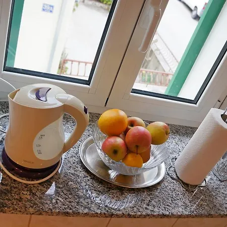 Apartman Kamena & *