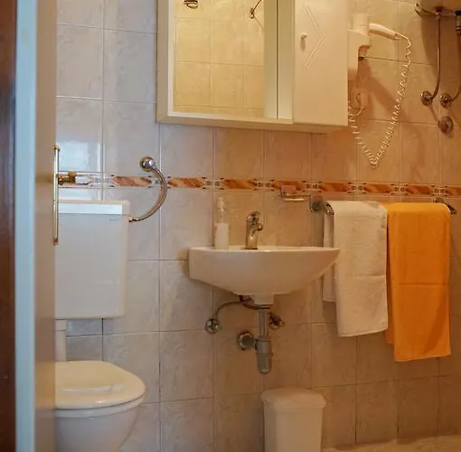 Kamena & Apartment Makarska