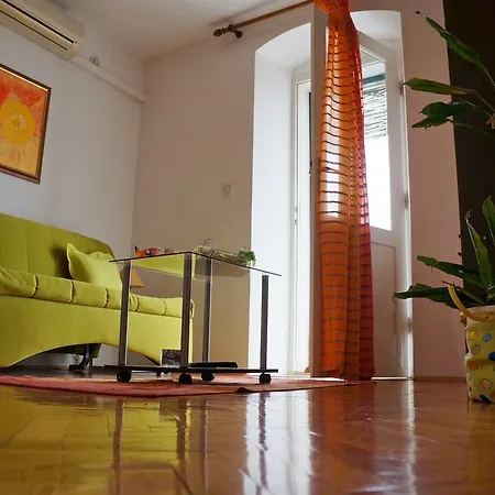Kamena & Studio Makarska