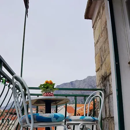 Kamena & Studio Apartment Makarska