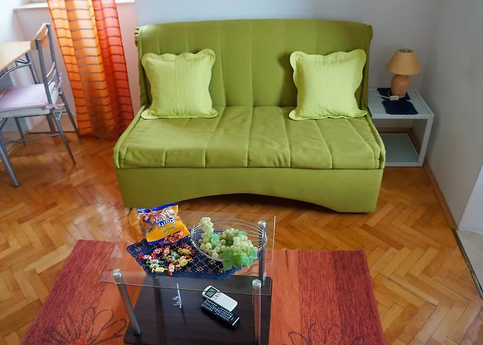 Apartment Kamena & *